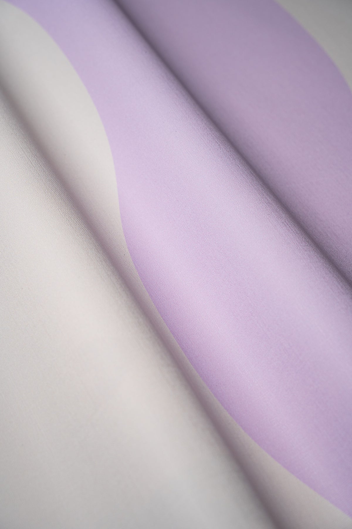 Tapete Wave Stripe Lily Lavender