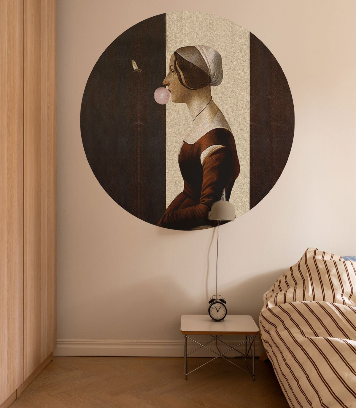 Dots Handmaid with Bubble Gum - Wallcolors®