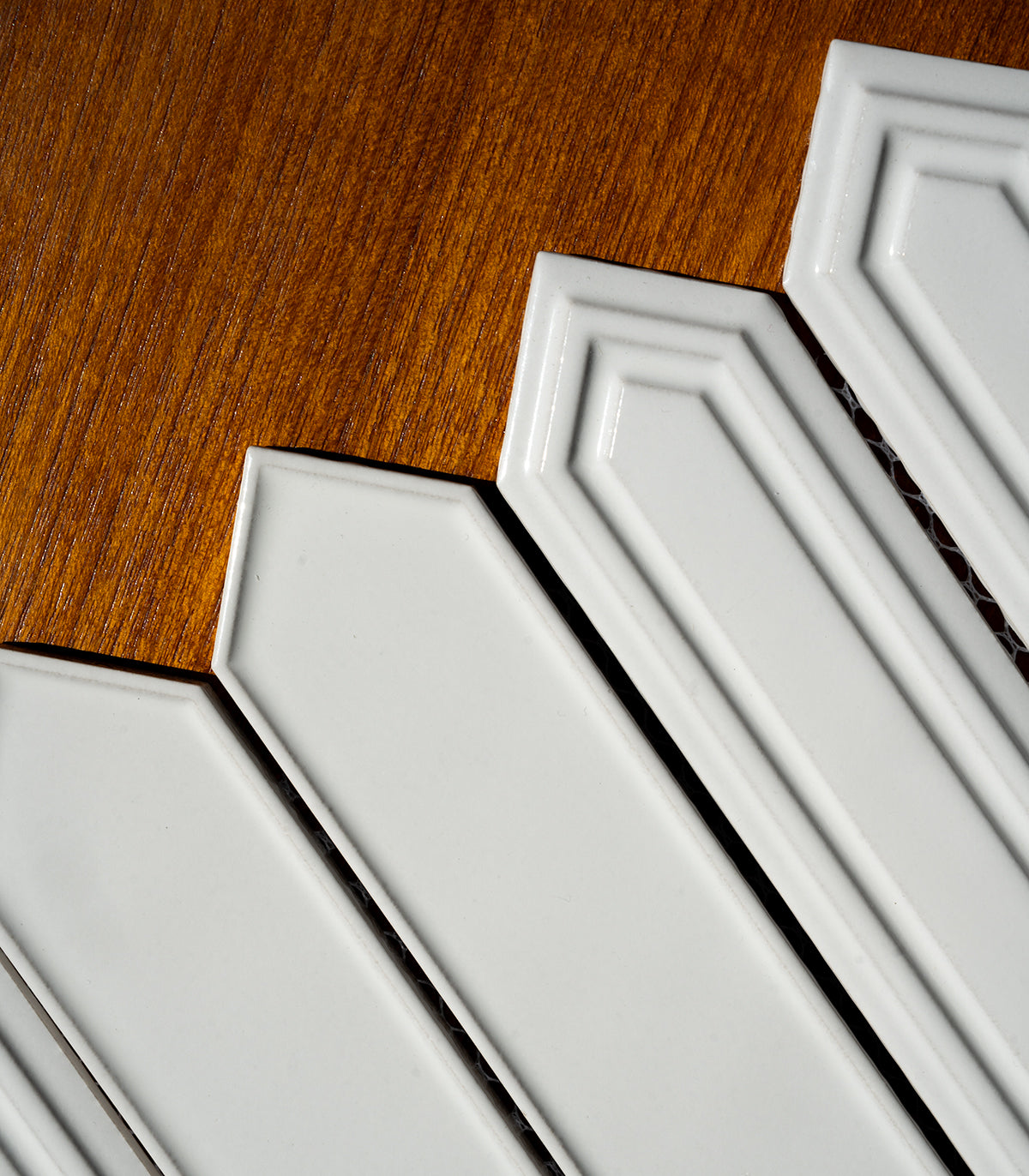 Vertigo weißes Mosaik