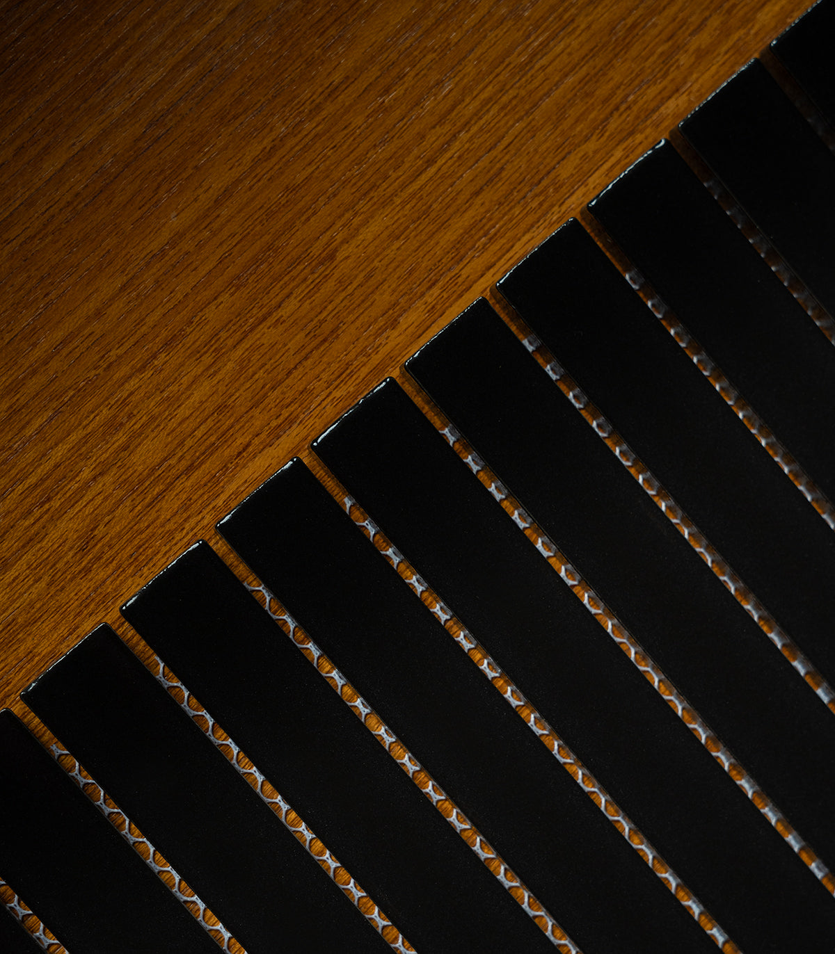 Klavierschwarzes mattes Mosaik