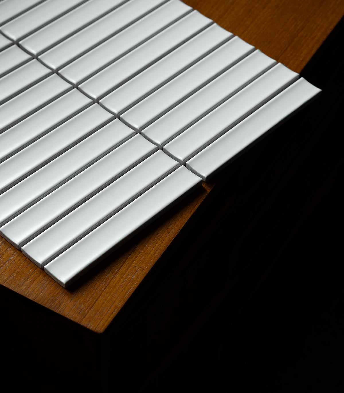 Klavierweißes mattes Mosaik