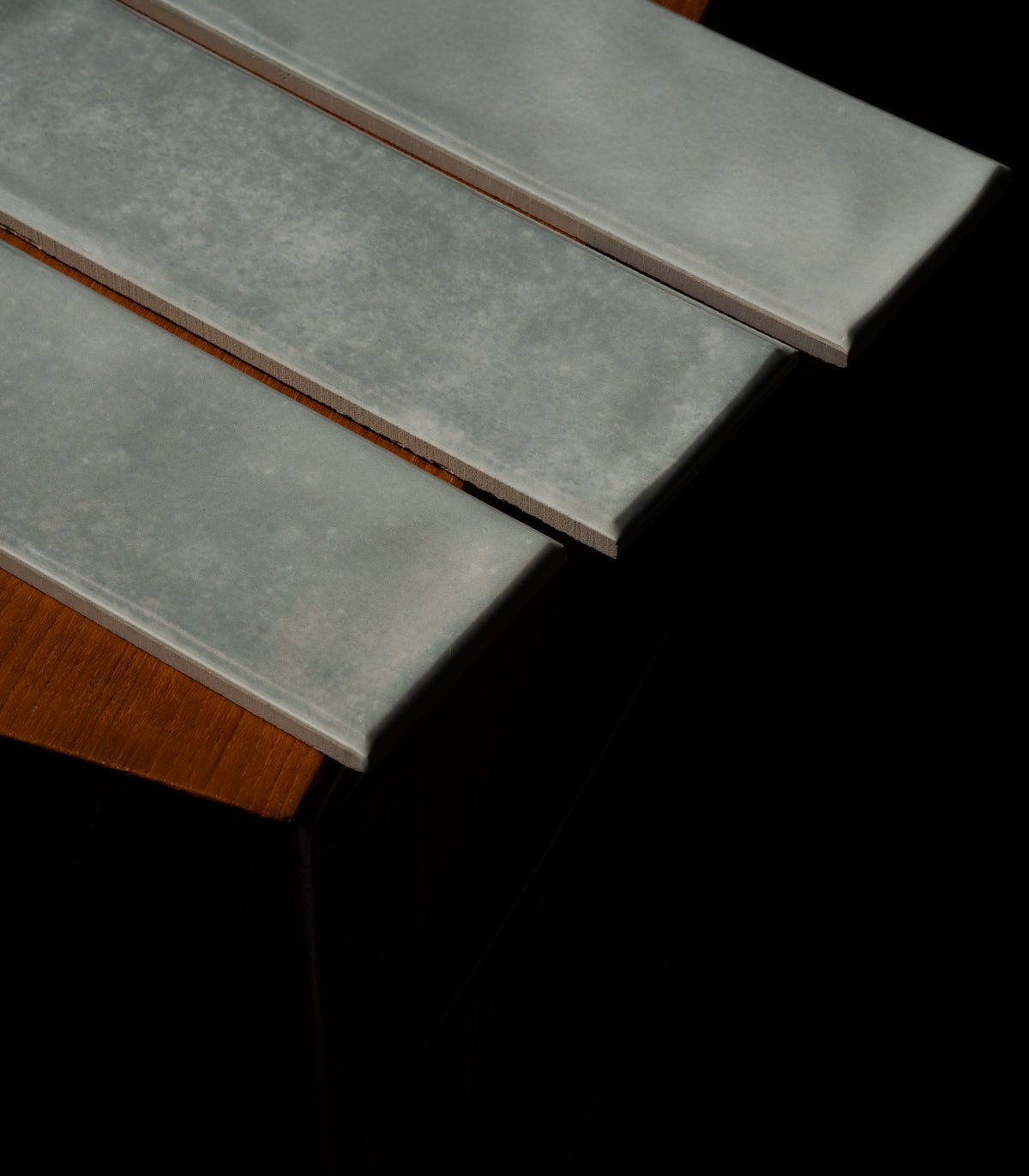 El barco vogue aloe fliesen