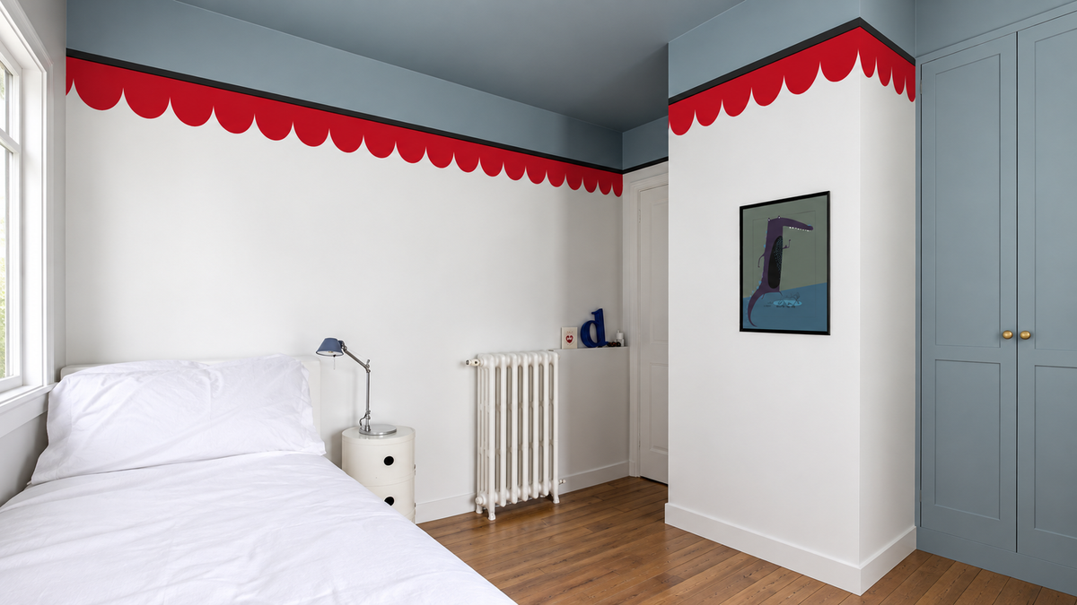 Border Seashell Classic Red