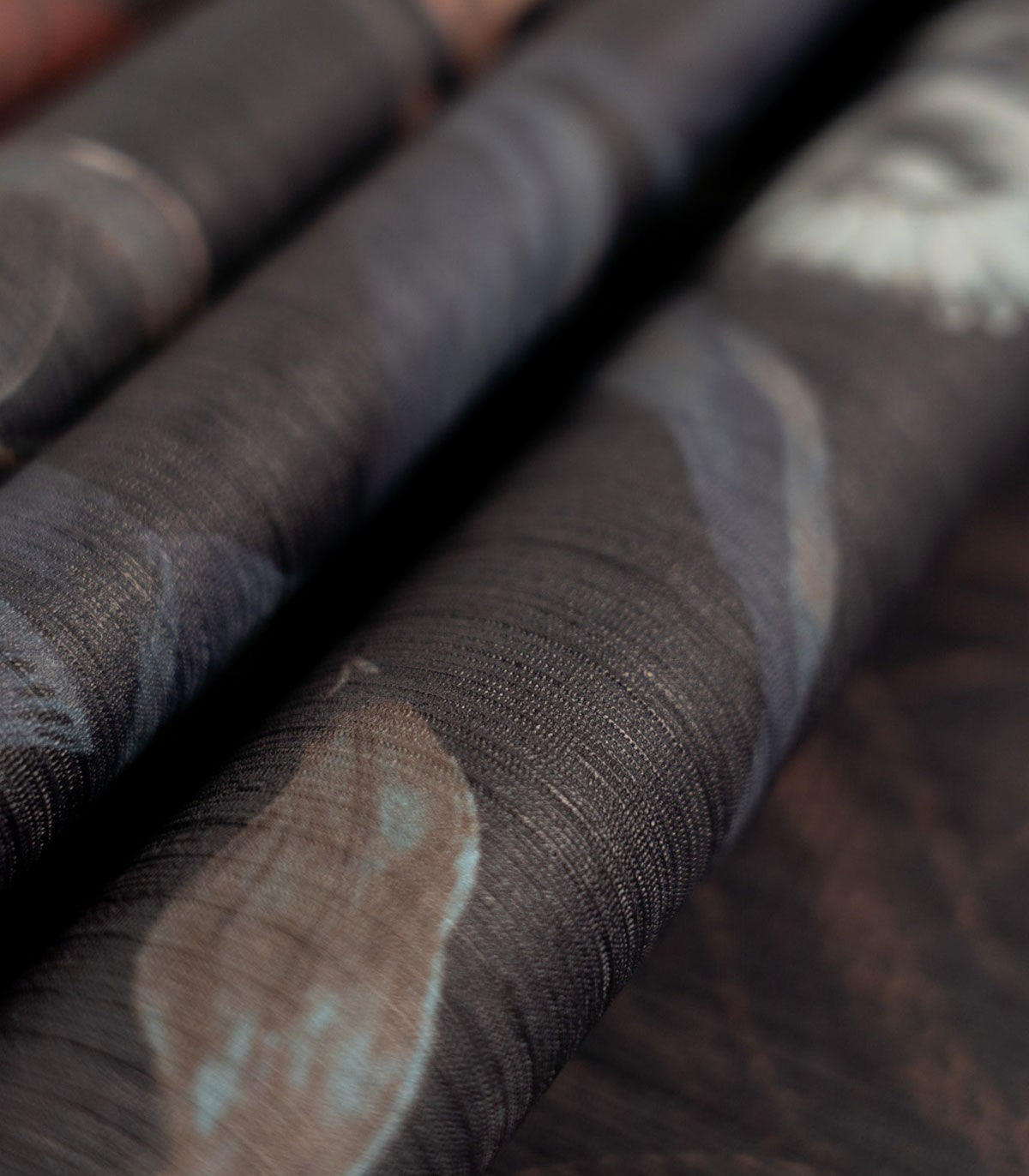 Botanische schwarze Tapete