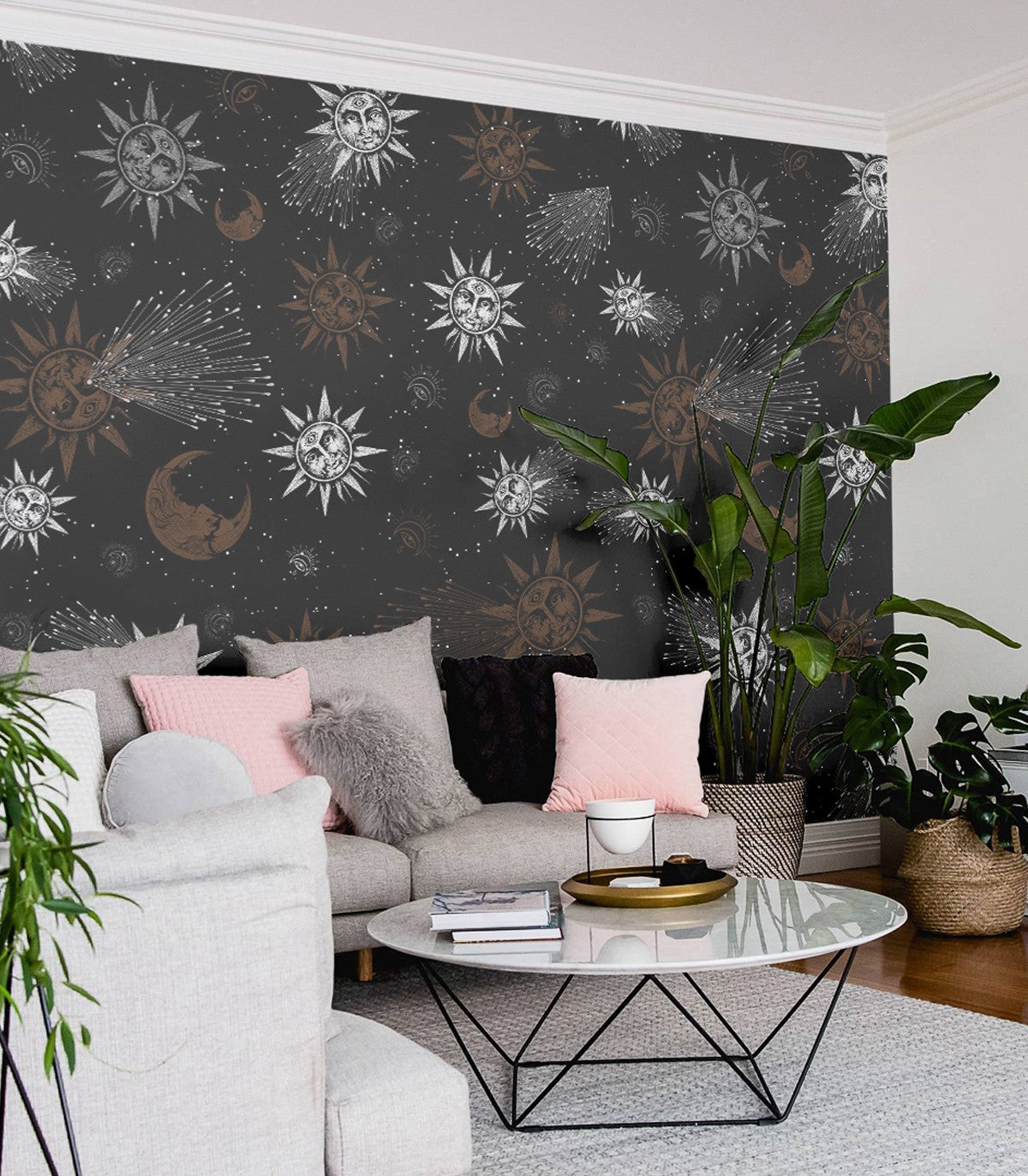 Mond und Sonne rote Tapete