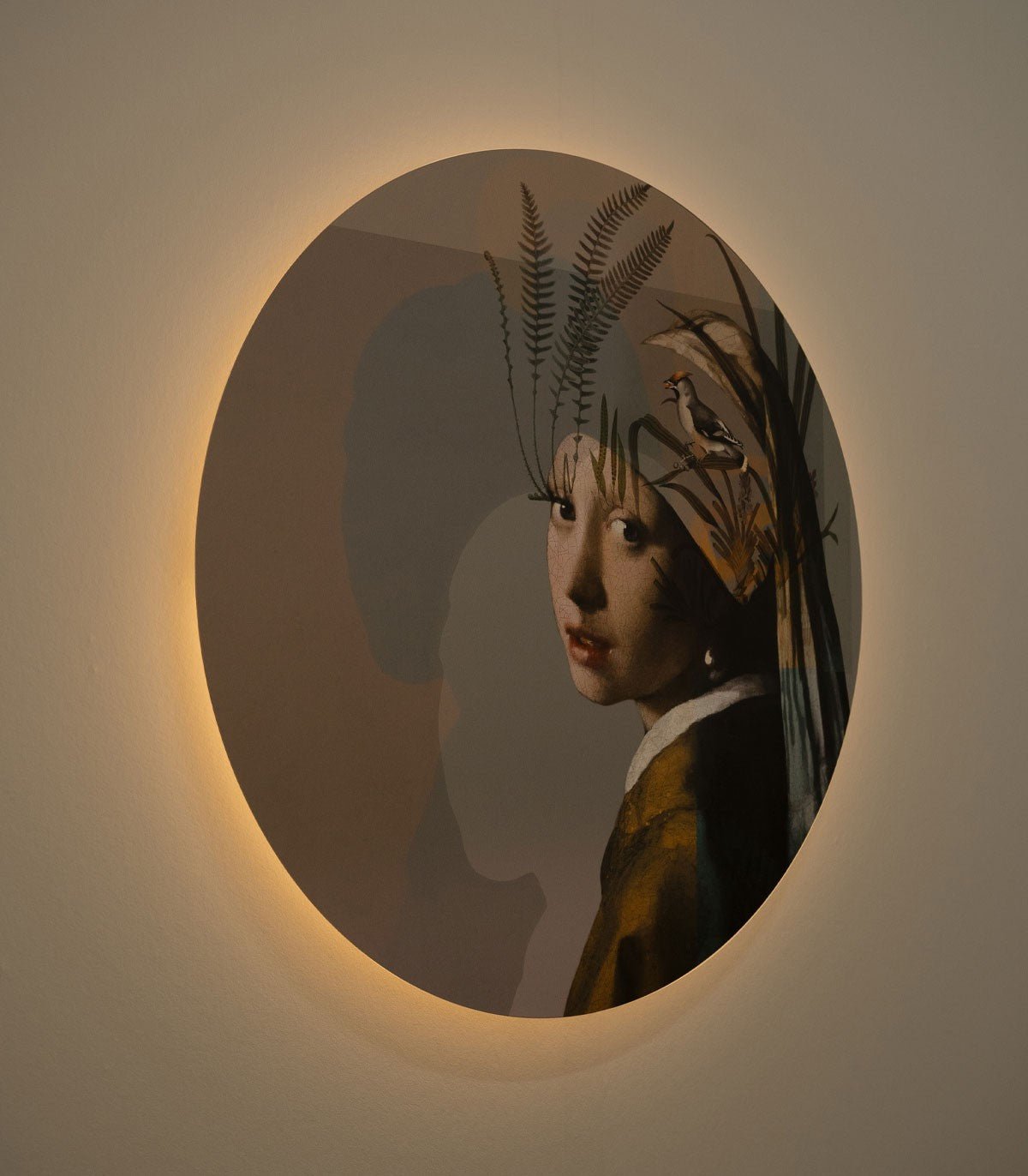 Dots Lighting Nature girl with the pearl - Wallcolors®